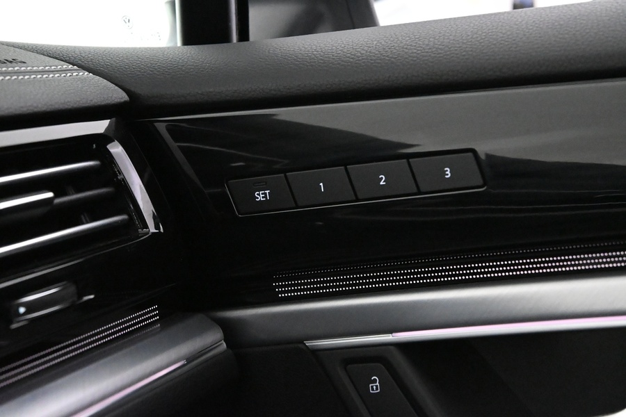 Volkswagen Touareg vaihtoauto