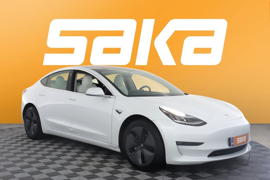 Tesla Model 3 vaihtoauto