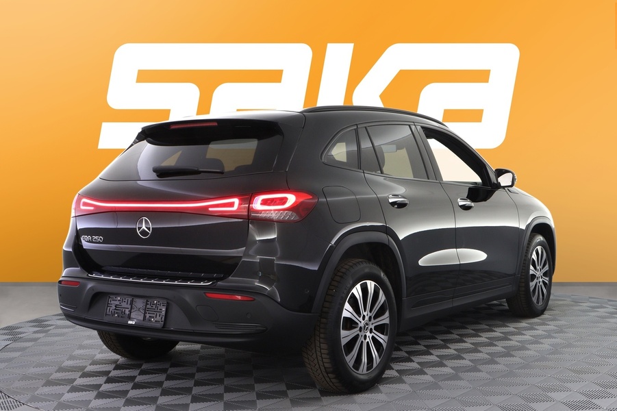 Mercedes-Benz EQA vaihtoauto