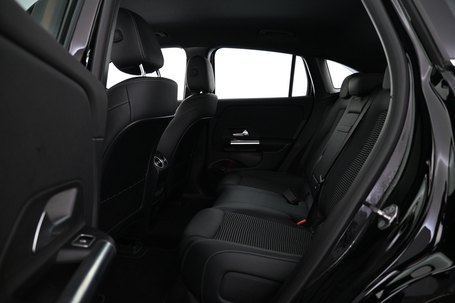 Mercedes-Benz EQA vaihtoauto