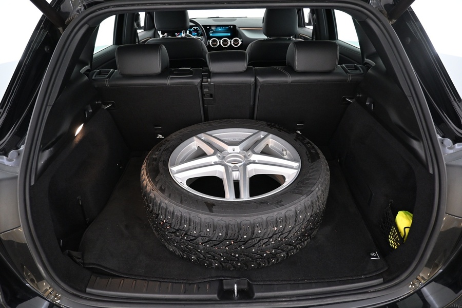 Mercedes-Benz EQA vaihtoauto