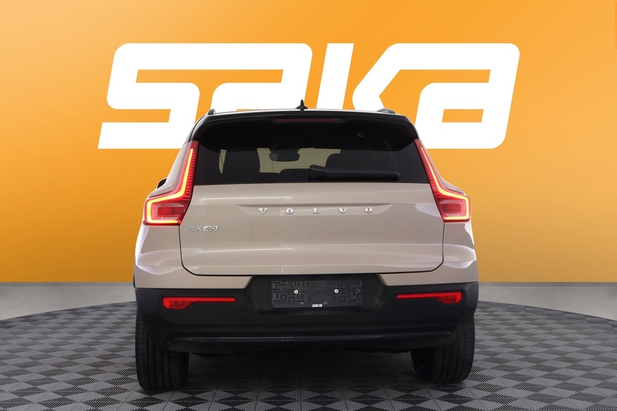 Volvo EX40 vaihtoauto