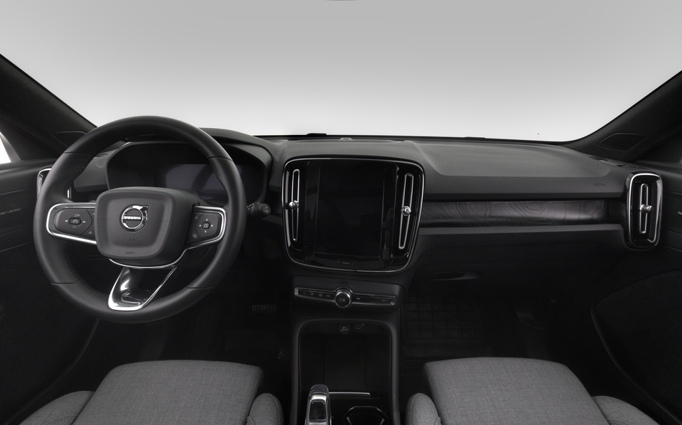 Volvo EX40 vaihtoauto