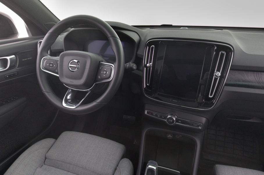 Volvo EX40 vaihtoauto