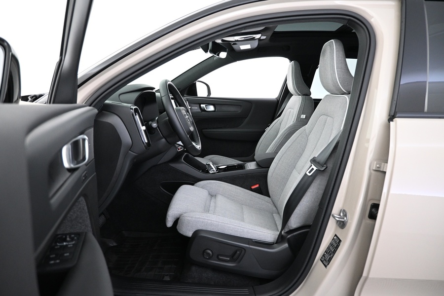 Volvo EX40 vaihtoauto