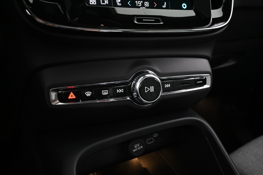 Volvo EX40 vaihtoauto