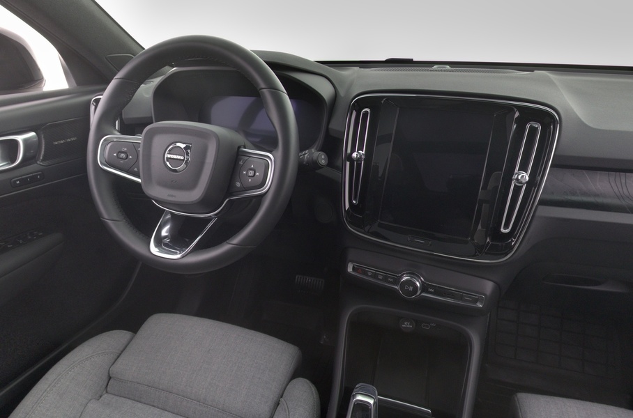 Volvo EX40 vaihtoauto