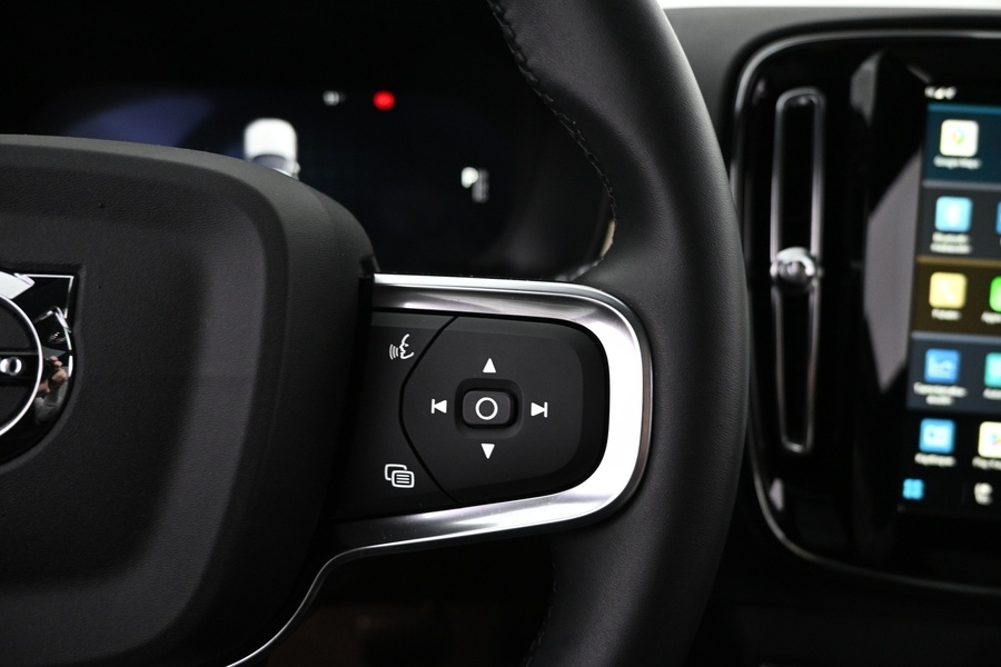 Volvo EX40 vaihtoauto