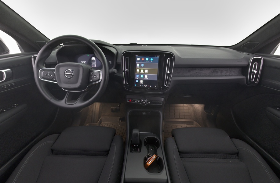 Volvo EC40 vaihtoauto