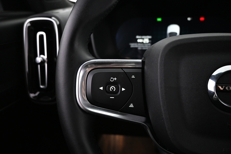 Volvo EC40 vaihtoauto