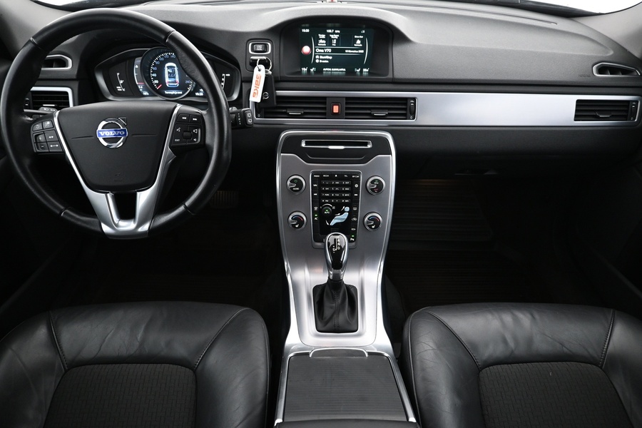 Volvo V70 vaihtoauto