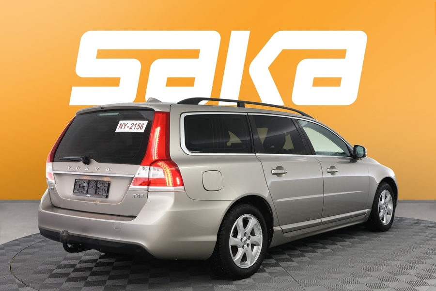 Volvo V70 vaihtoauto