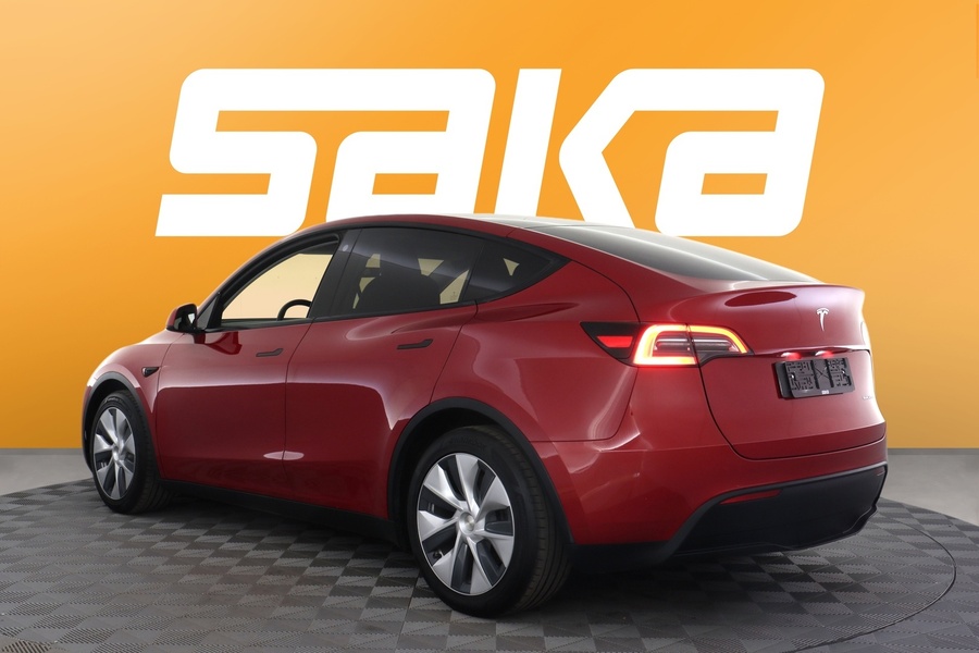 Tesla Model Y vaihtoauto