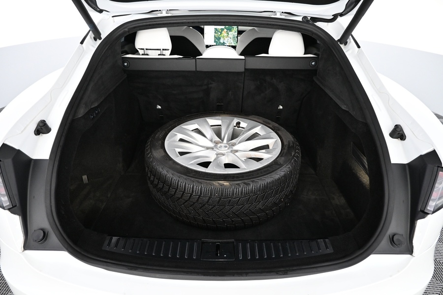 Tesla Model S vaihtoauto