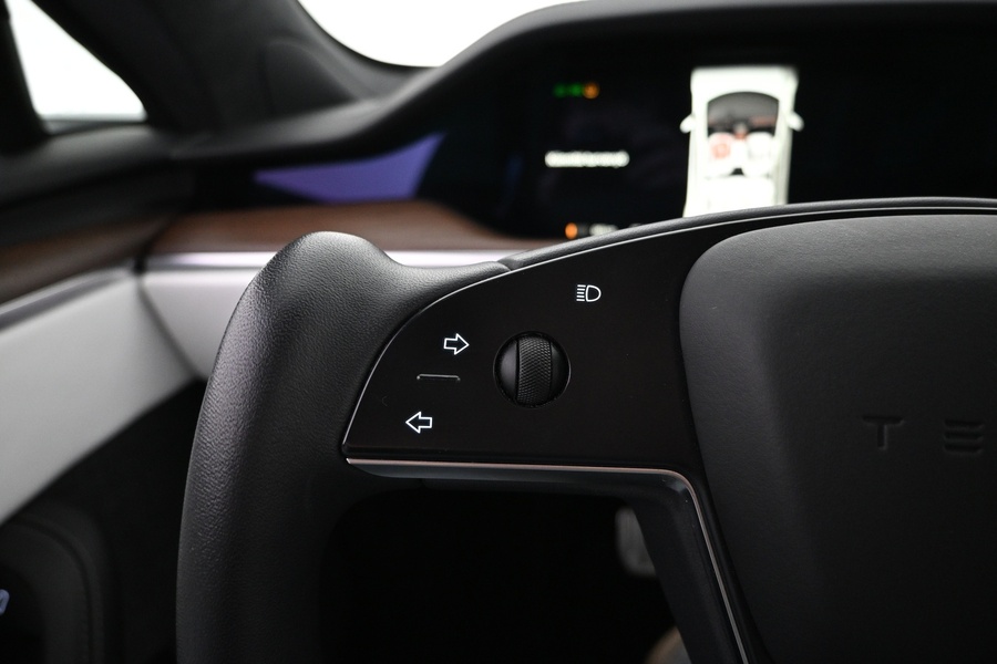 Tesla Model S vaihtoauto