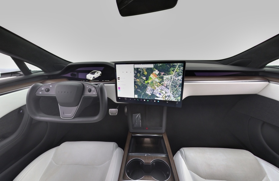 Tesla Model S vaihtoauto