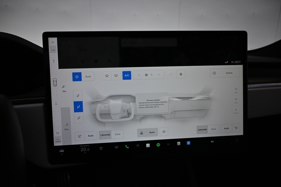 Tesla Model S vaihtoauto