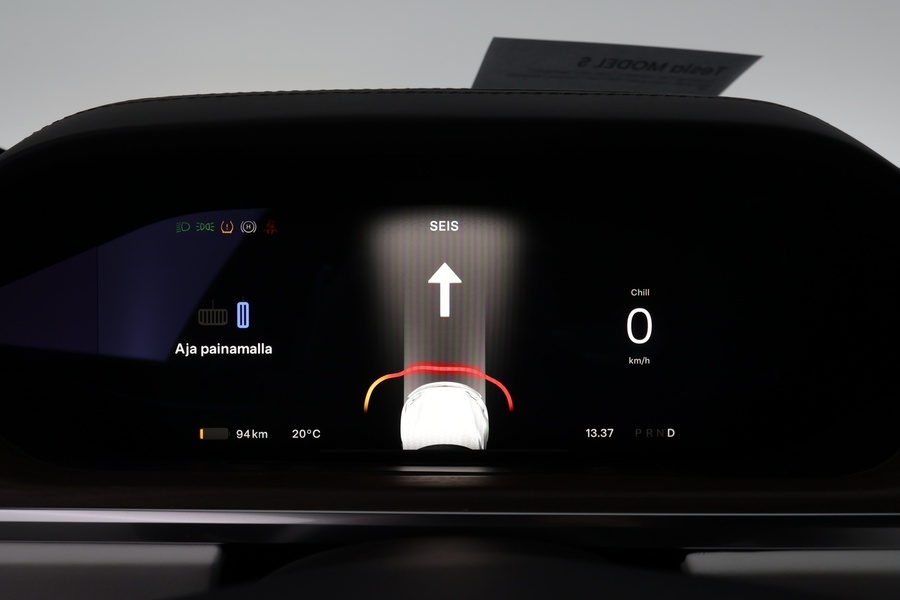 Tesla Model S vaihtoauto