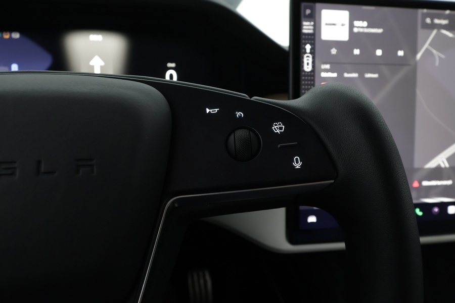 Tesla Model S vaihtoauto