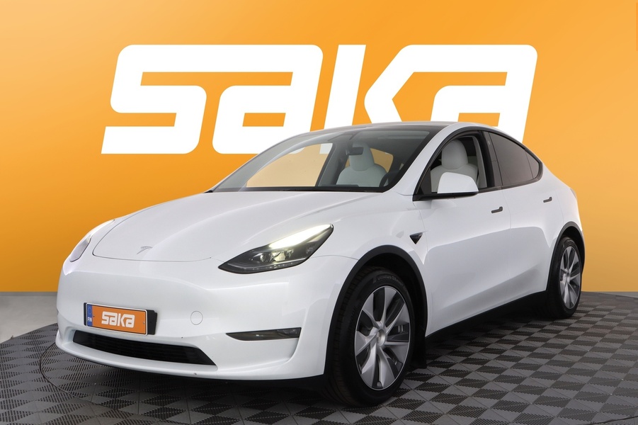 Tesla Model Y vaihtoauto