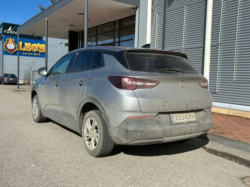 Opel Grandland X vaihtoauto