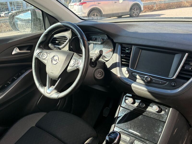 Opel Grandland X vaihtoauto