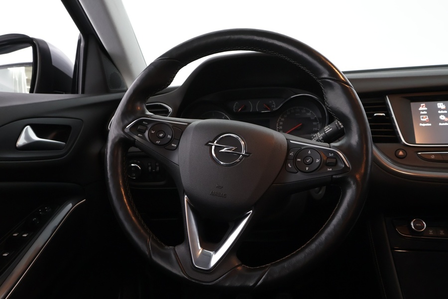 Opel Grandland X vaihtoauto