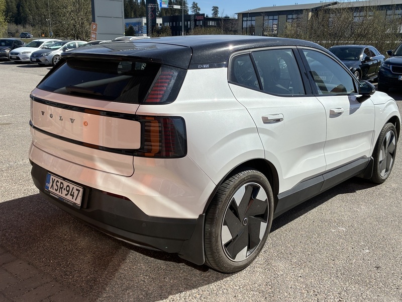 Volvo EX30 vaihtoauto