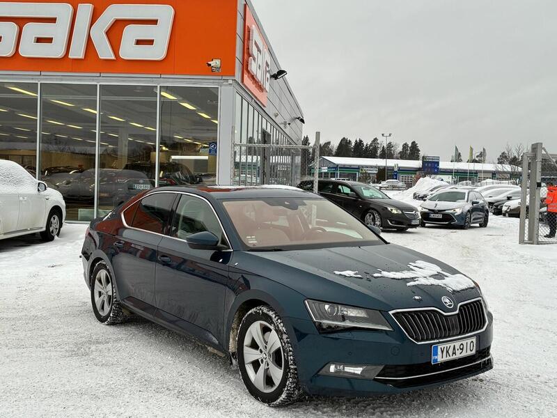Skoda Superb vaihtoauto