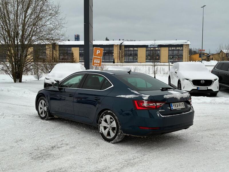 Skoda Superb vaihtoauto