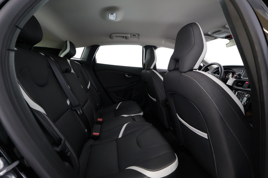 Volvo V40 Cross Country vaihtoauto