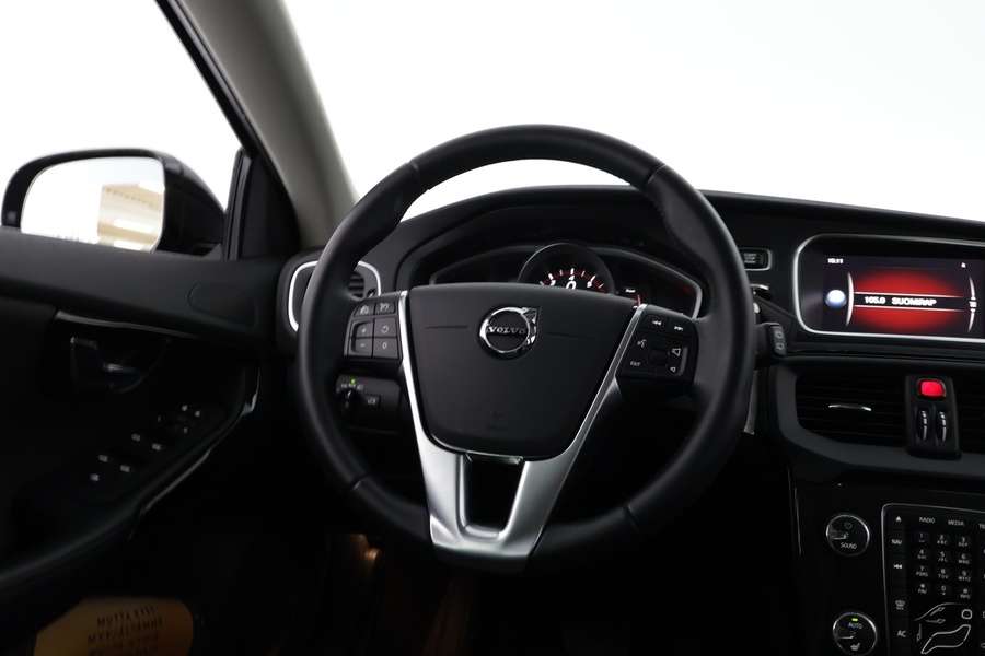 Volvo V40 Cross Country vaihtoauto