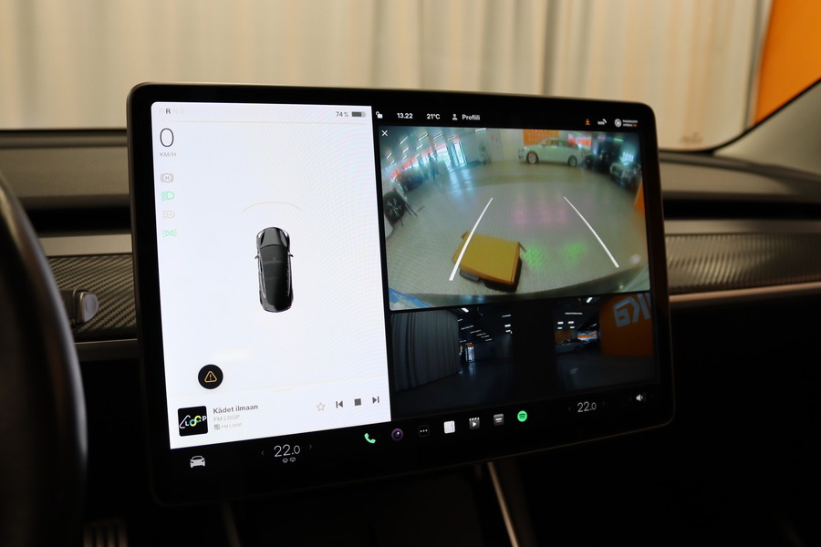 Tesla Model 3 vaihtoauto