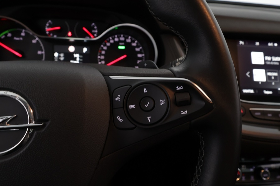 Opel Grandland X vaihtoauto