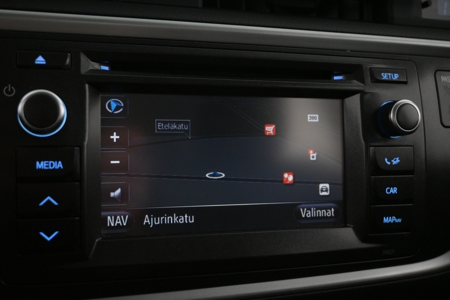 Toyota Auris vaihtoauto