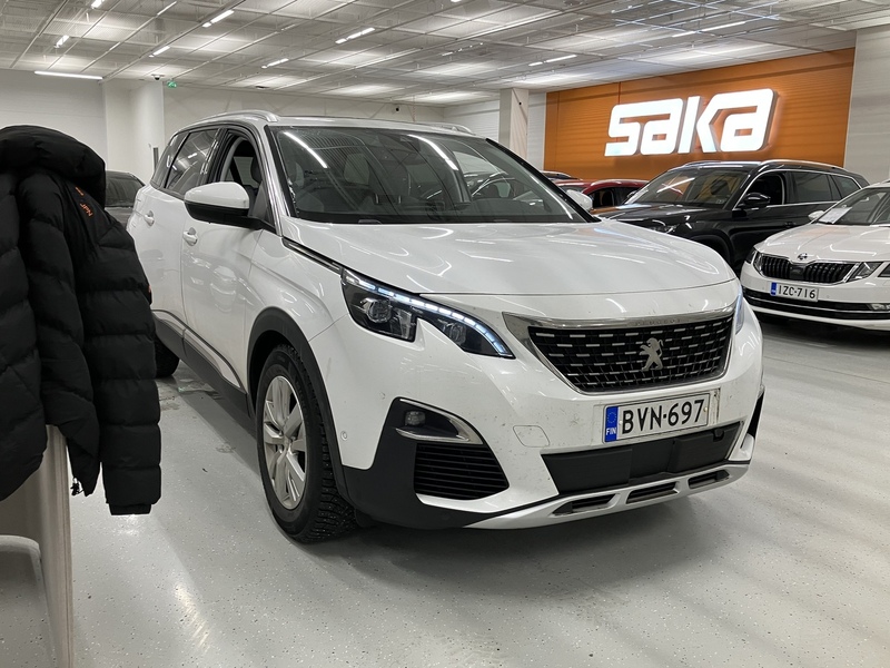 Peugeot 5008 vaihtoauto