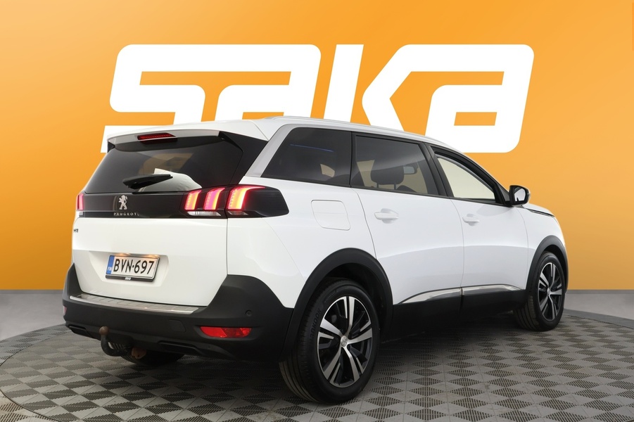 Peugeot 5008 vaihtoauto