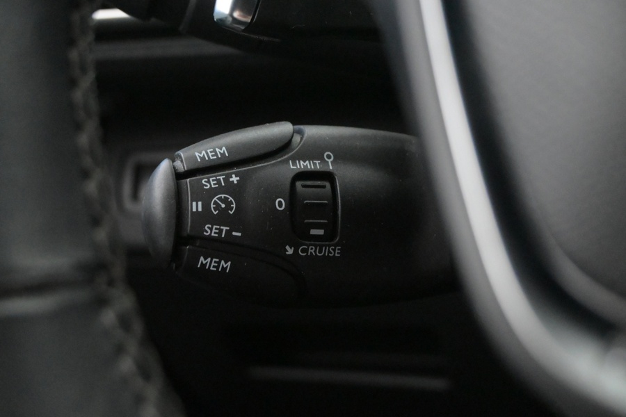 Peugeot 5008 vaihtoauto