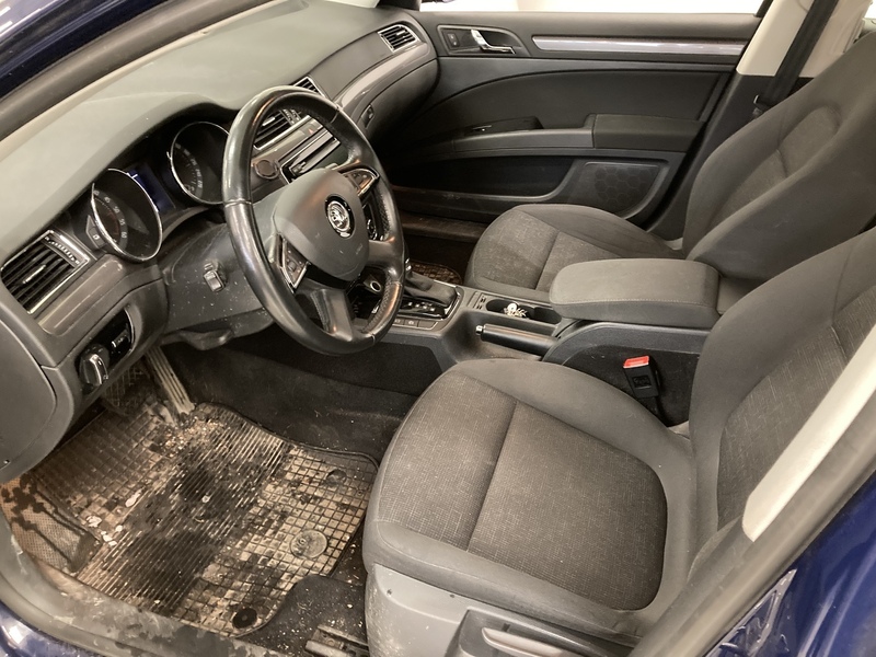 Skoda Superb vaihtoauto