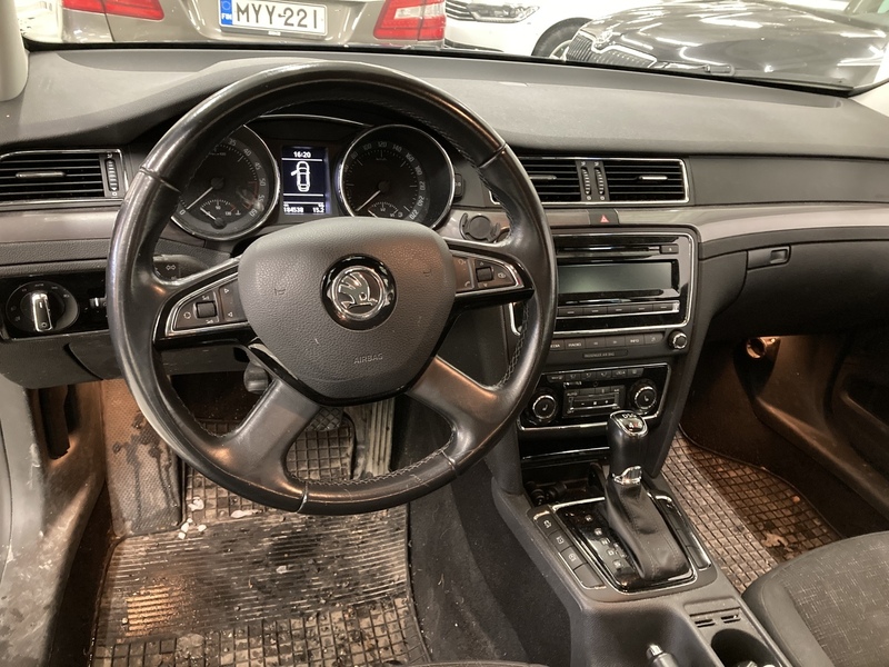 Skoda Superb vaihtoauto
