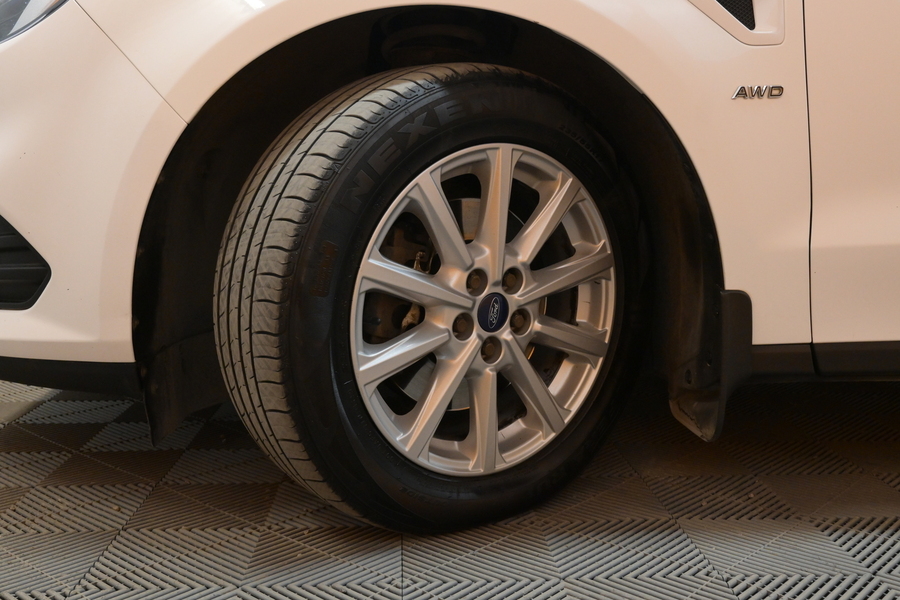 Ford S-MAX vaihtoauto