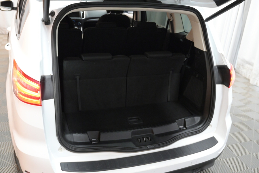 Ford S-MAX vaihtoauto