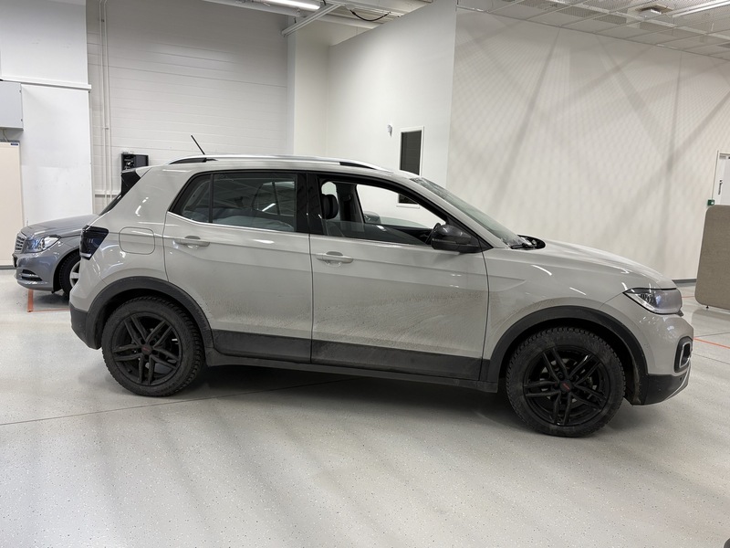 Volkswagen T-Cross vaihtoauto