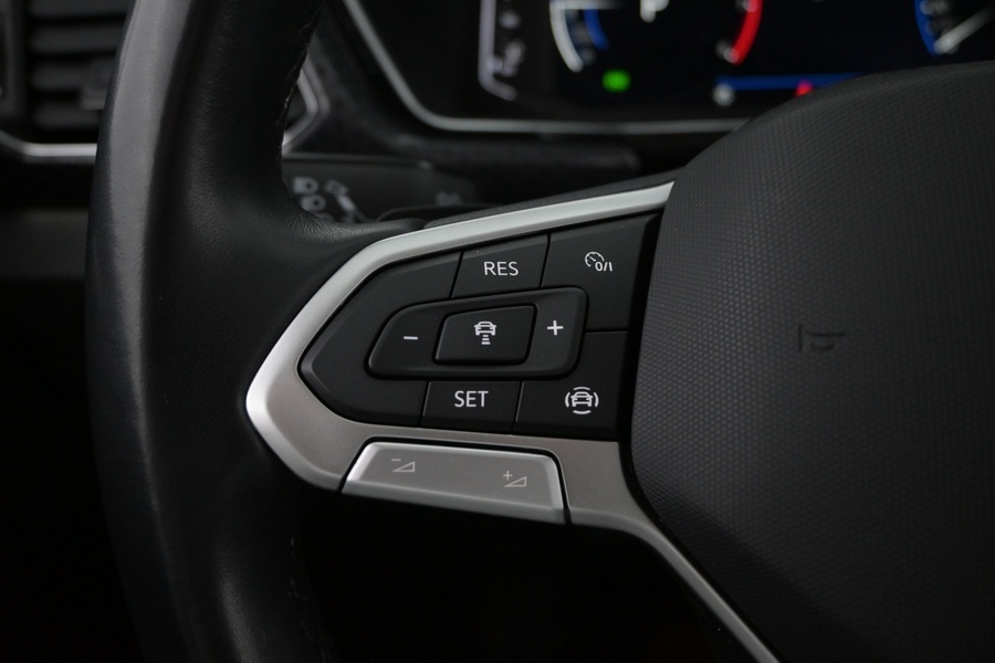 Volkswagen T-Cross vaihtoauto