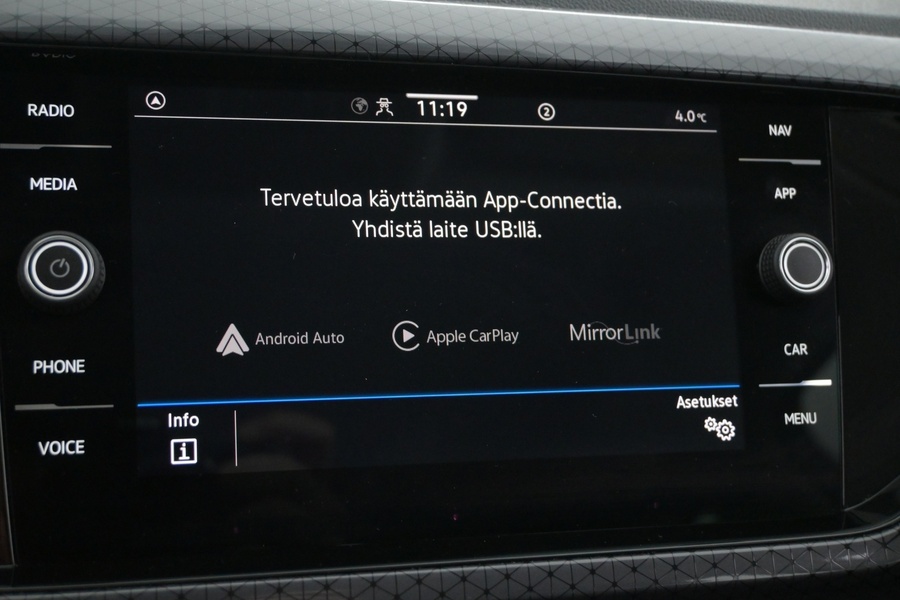 Volkswagen T-Cross vaihtoauto