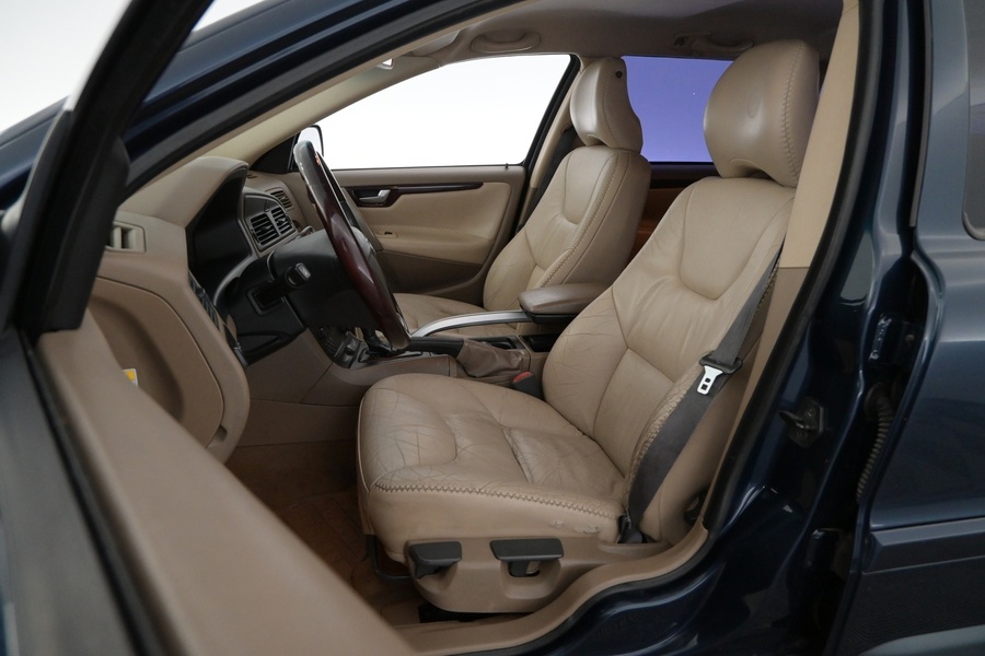 Volvo XC70 vaihtoauto