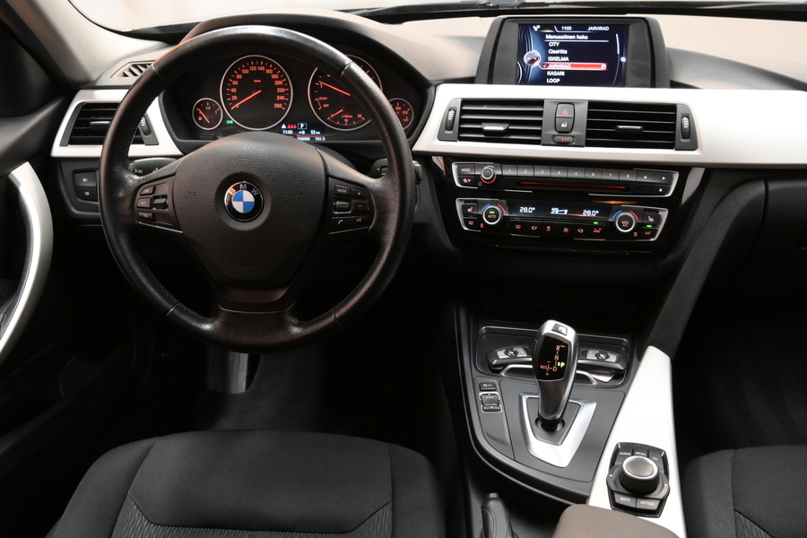 BMW 318 vaihtoauto
