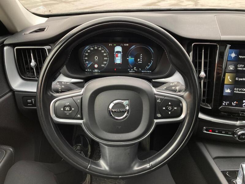 Volvo XC60 vaihtoauto