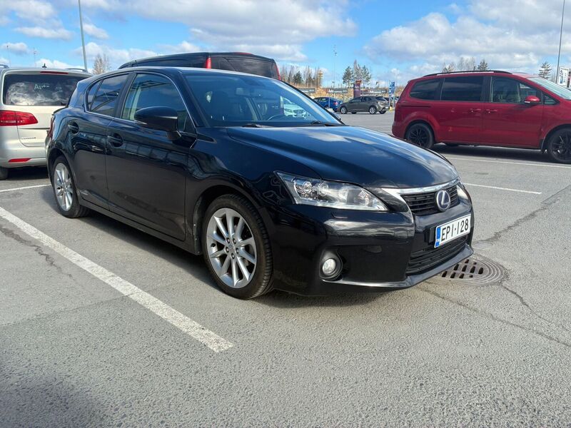 Lexus CT vaihtoauto