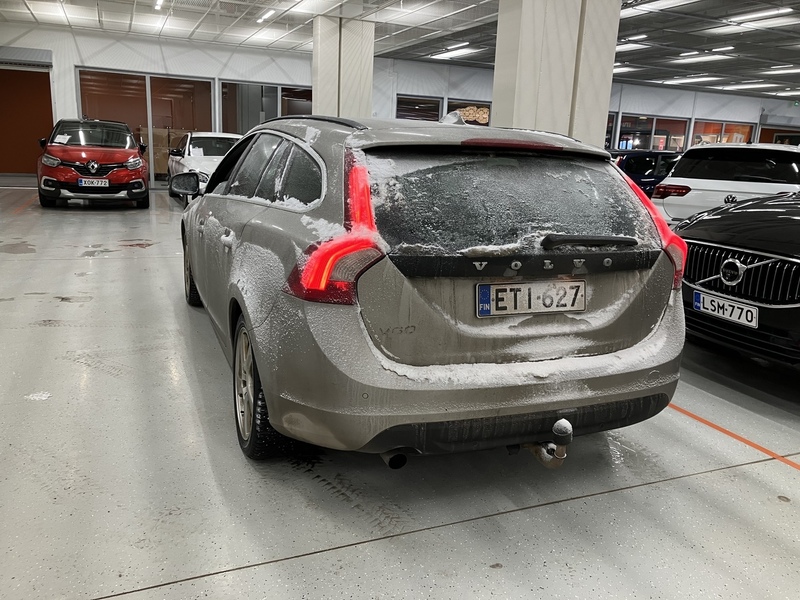 Volvo V60 vaihtoauto